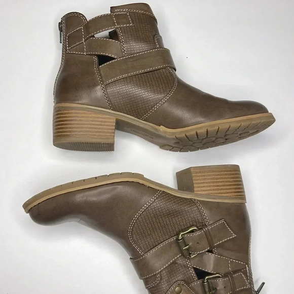 Sofft Maureen  EuroSoft Black Ankle Boot size 7.5m - Picture 4 of 8